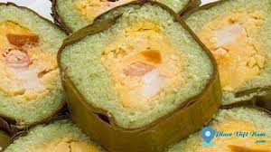 Bánh Tét Lá Dứa Thịt 3 chỉ Trứng Muối