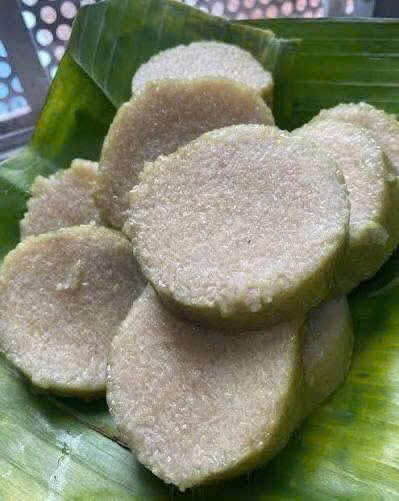 BÁNH TÉT CHAY NẾP TRỘN DỪA